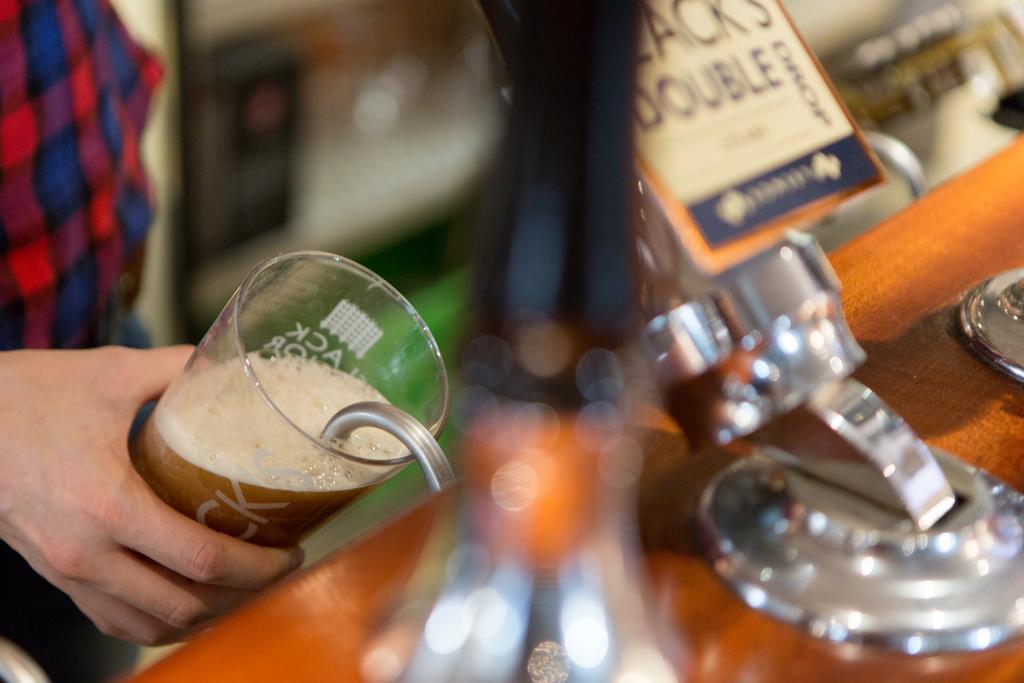 The King'S Head Hotel Winchester Bagian luar foto