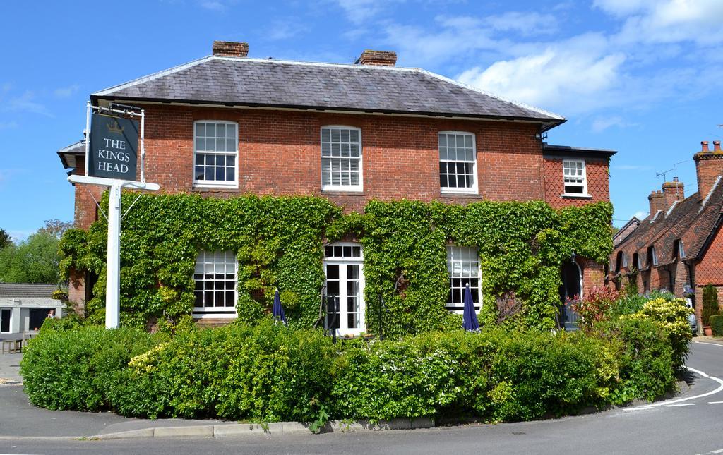 The King'S Head Hotel Winchester Bagian luar foto