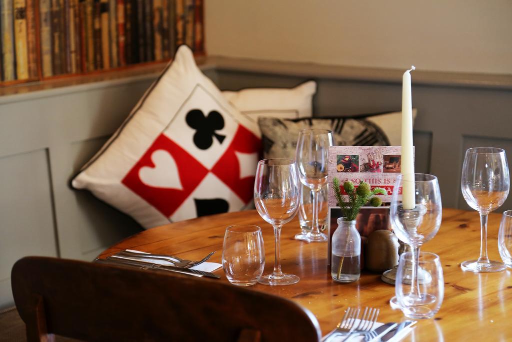 The King'S Head Hotel Winchester Bagian luar foto