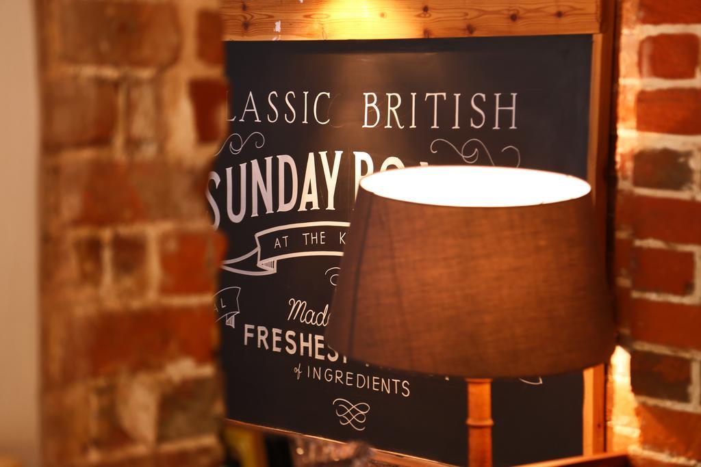 The King'S Head Hotel Winchester Bagian luar foto
